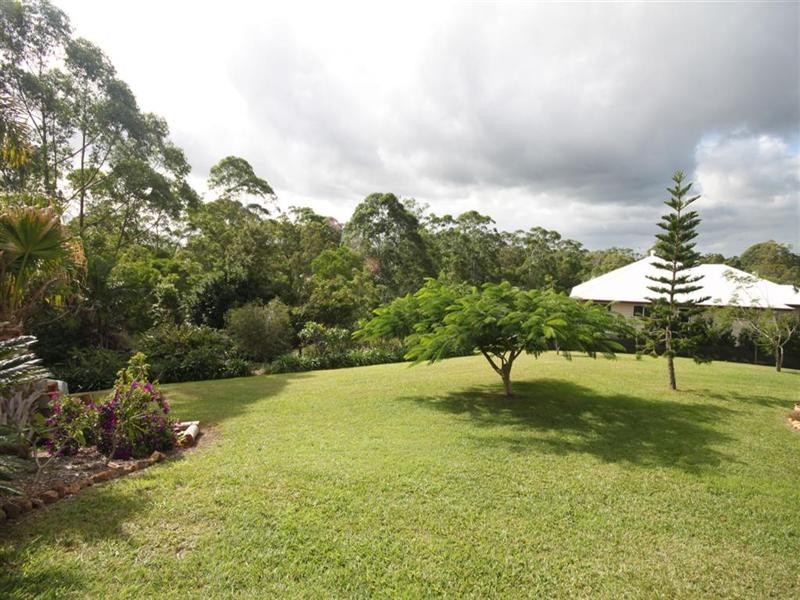 5 LEATHERWOOD Lane, Cooroy QLD 4563