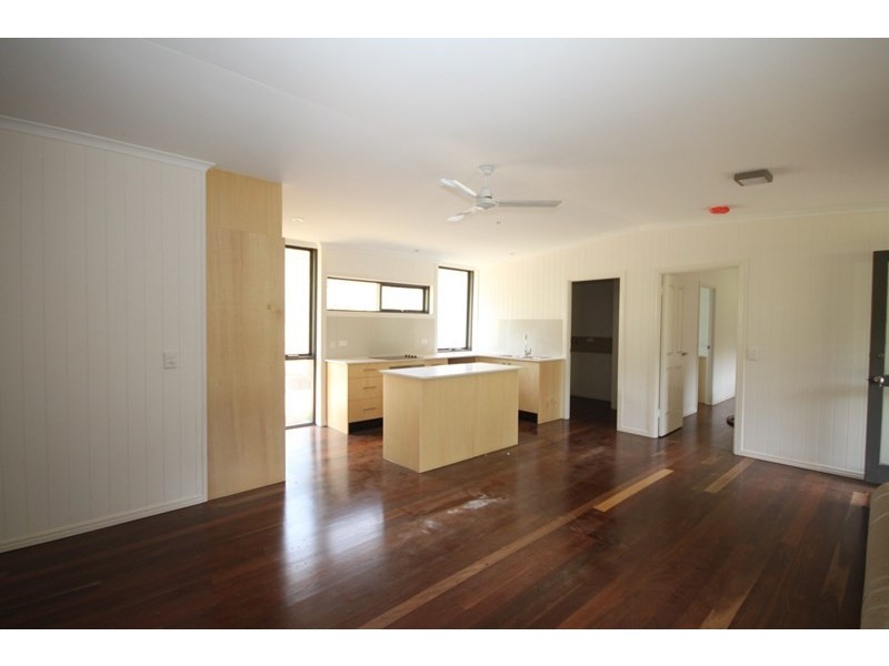 43 Gwandalan Road, Lake Macdonald QLD 4563