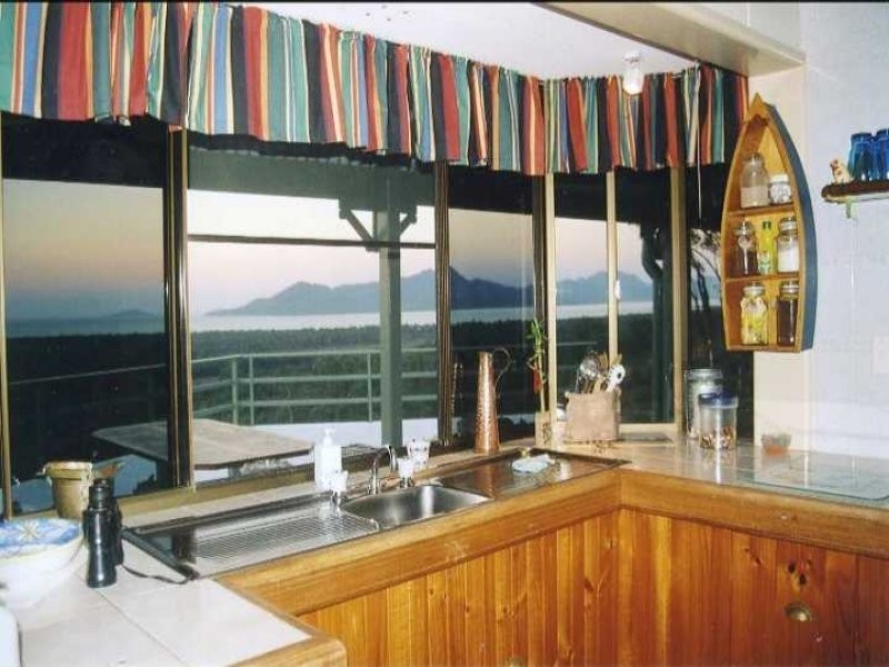 119 Ellerbeck Road, Cardwell QLD 4849
