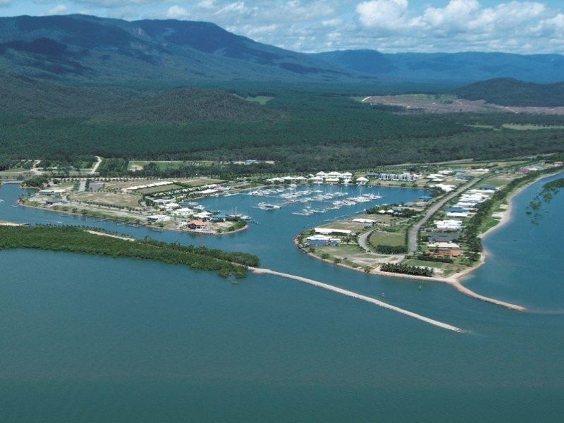 2/16 Poinciana Boulevard, Cardwell QLD 4849