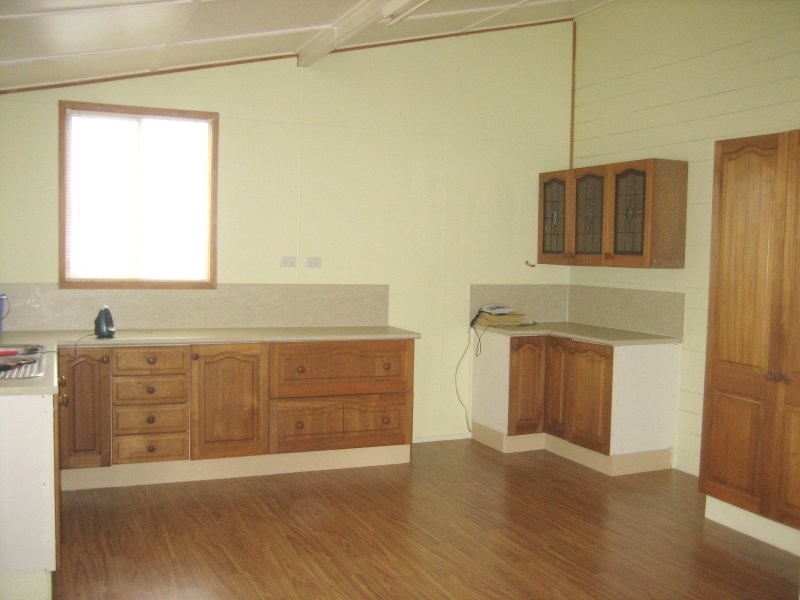 35 Kennedy Creek Road, Kennedy QLD 4816