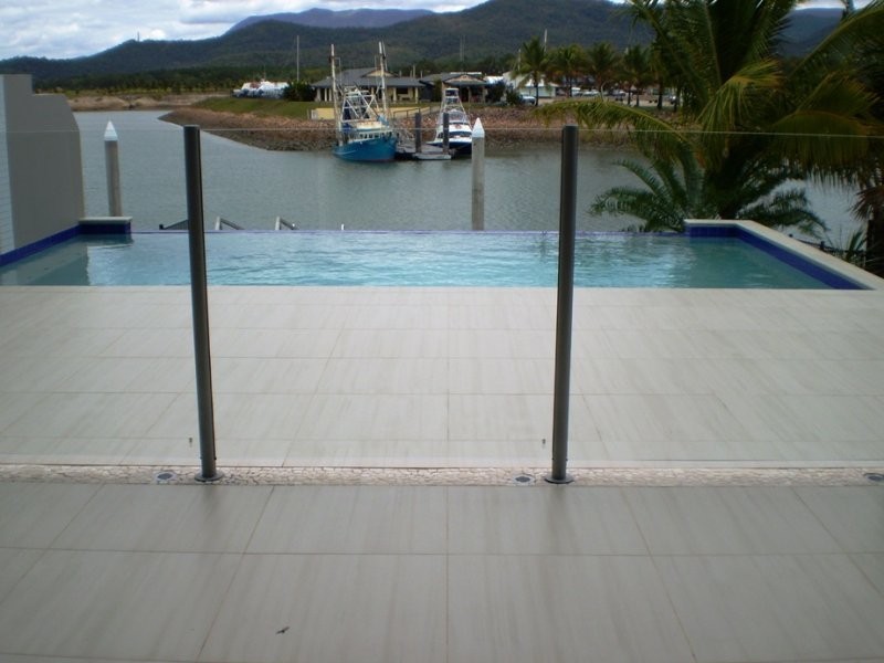 2/12 Royal Palm Avenue, Cardwell QLD 4849