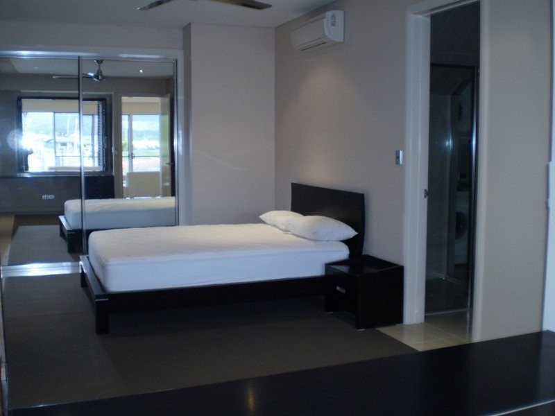 2/12 Royal Palm Avenue, Cardwell QLD 4849