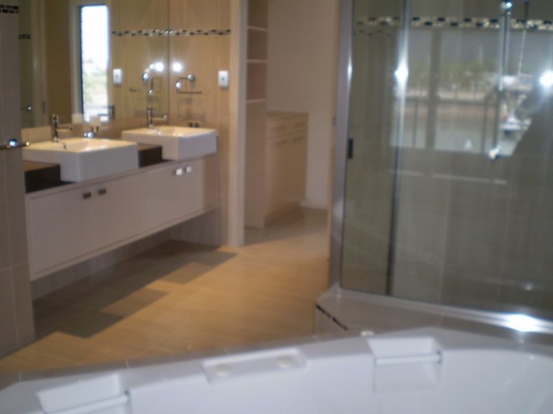 2/12 Royal Palm Avenue, Cardwell QLD 4849