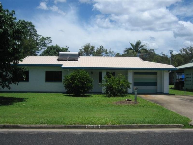 9 Ferguson Street, Cardwell QLD 4849