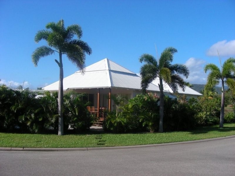 30 Keith Williams Drive, Cardwell QLD 4849