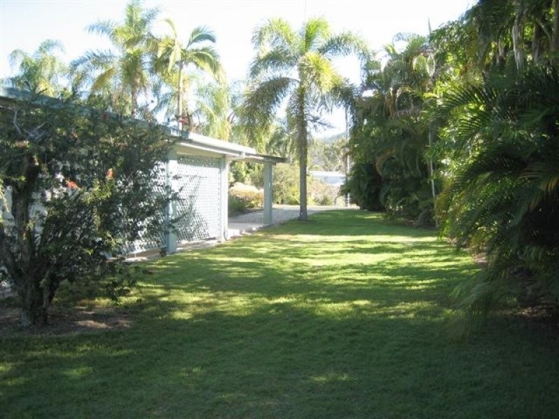 9 Ludwick Street, Cardwell QLD 4849