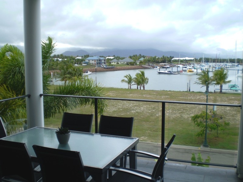 14/10 Poinciana, Cardwell QLD 4849