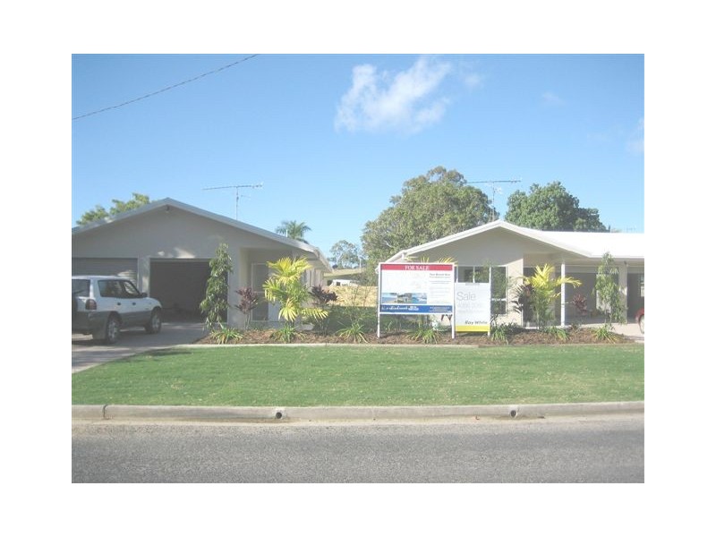1/2 Winter Street, Cardwell QLD 4849