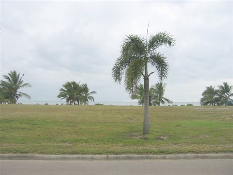 53 Keith Williams Drive, Cardwell QLD 4849