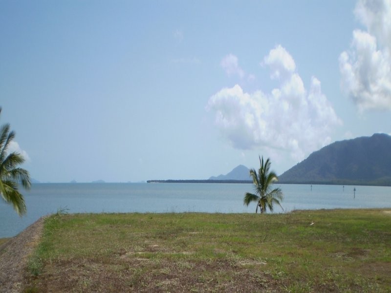 117 Keith Williams Drive, Cardwell QLD 4849