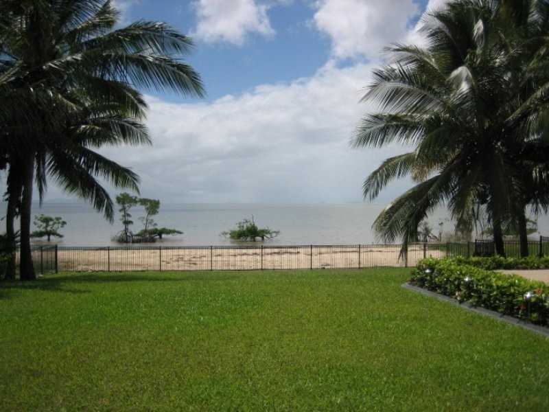 83 Keith Williams Drive, Cardwell QLD 4849