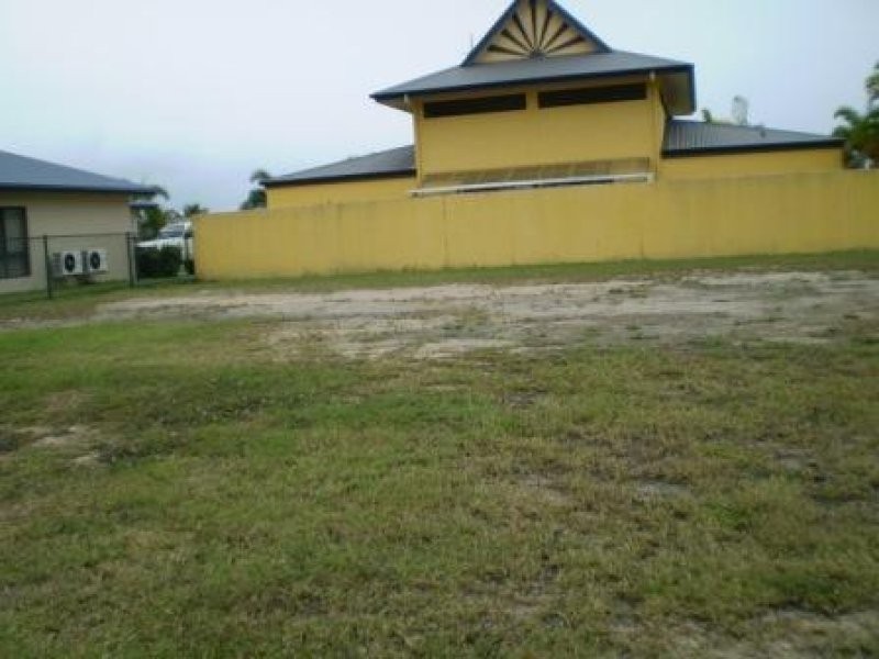 13 Little Poinciana Boulevard, Cardwell QLD 4849