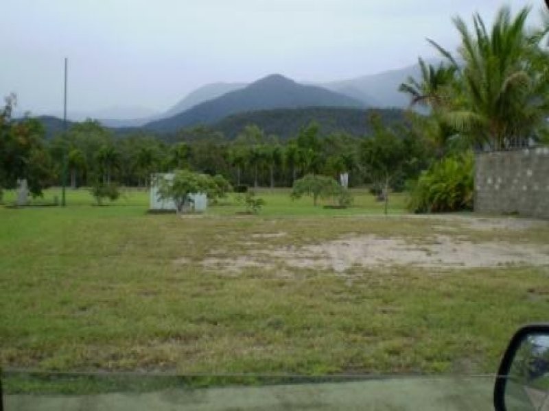 13 Little Poinciana Boulevard, Cardwell QLD 4849