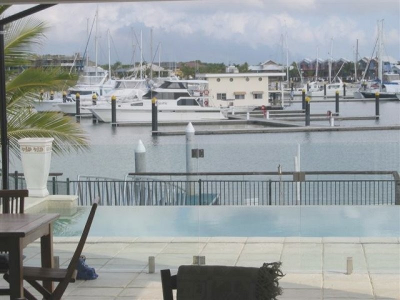 2/39 Royal Palm Avenue, Cardwell QLD 4849