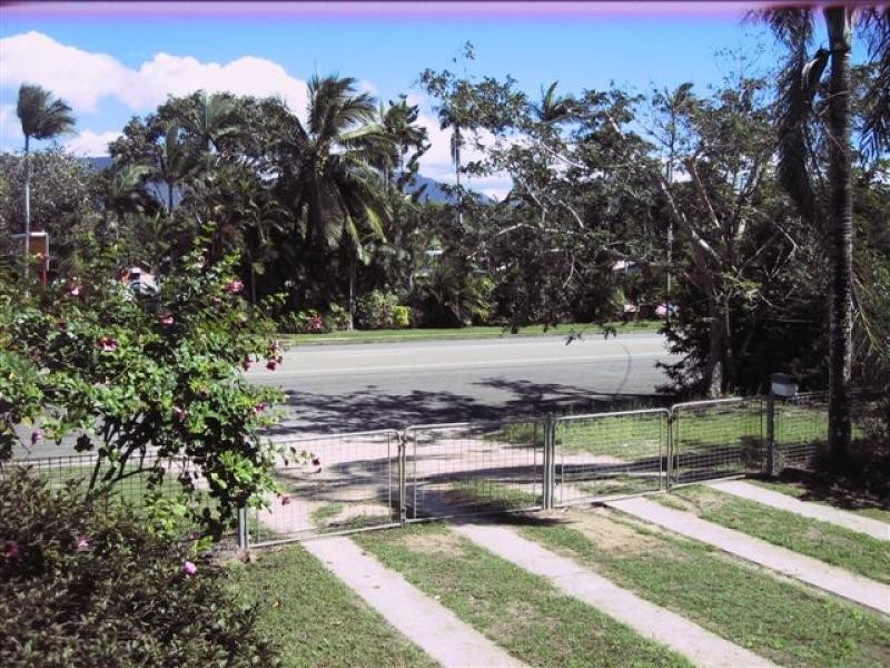 166 Victoria Street, Cardwell QLD 4849