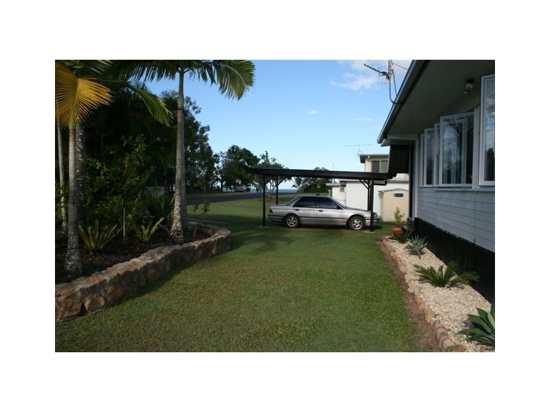 1 Tsakisiris Street, Cardwell QLD 4849