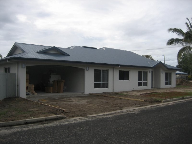 20 Winter Street, Cardwell QLD 4849