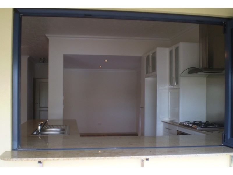 2/45 Royal Palm Avenue, Cardwell QLD 4849