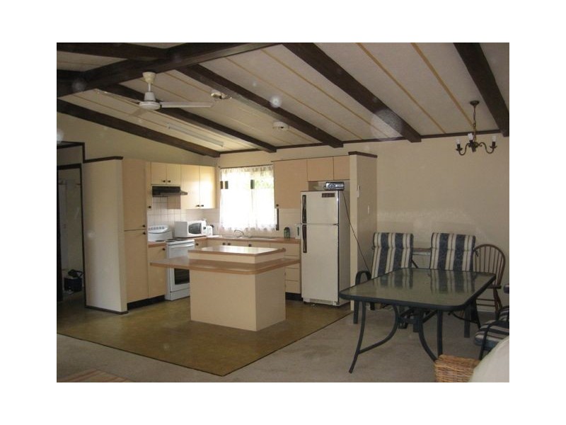 60 Roma Street, Cardwell QLD 4849