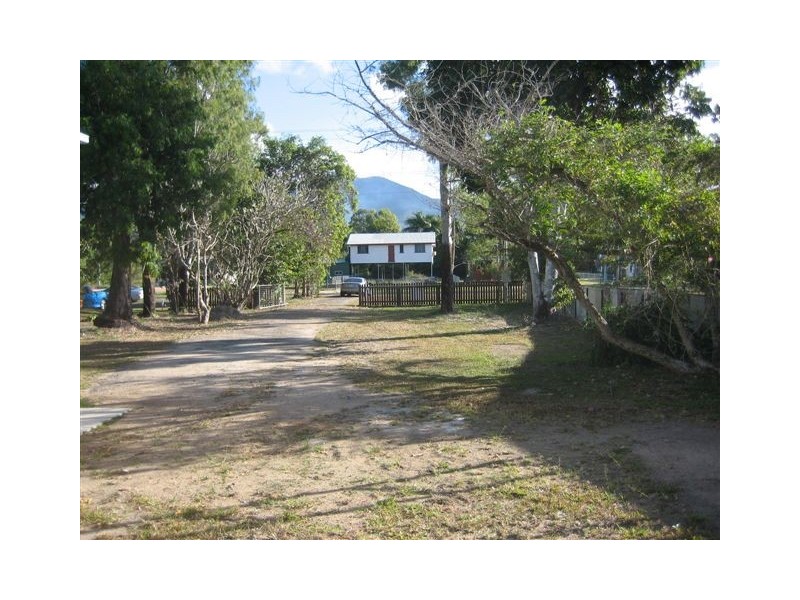 60 Roma Street, Cardwell QLD 4849