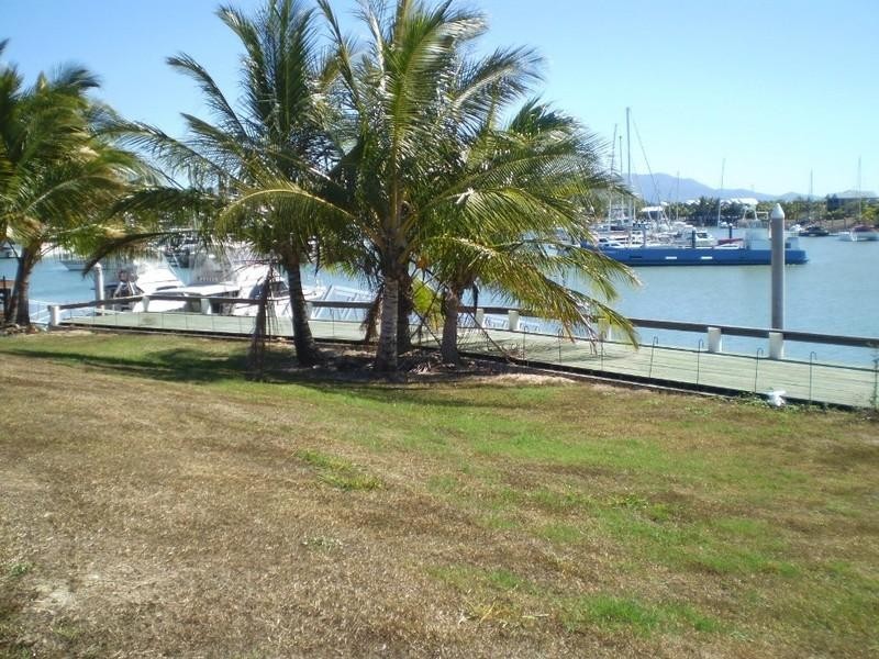 47 Royal Palm Avenue, Cardwell QLD 4849