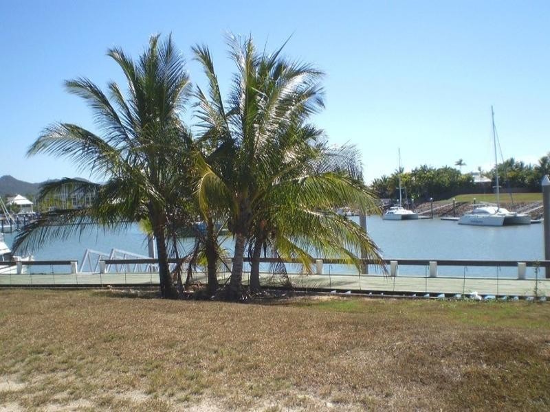 47 Royal Palm Avenue, Cardwell QLD 4849