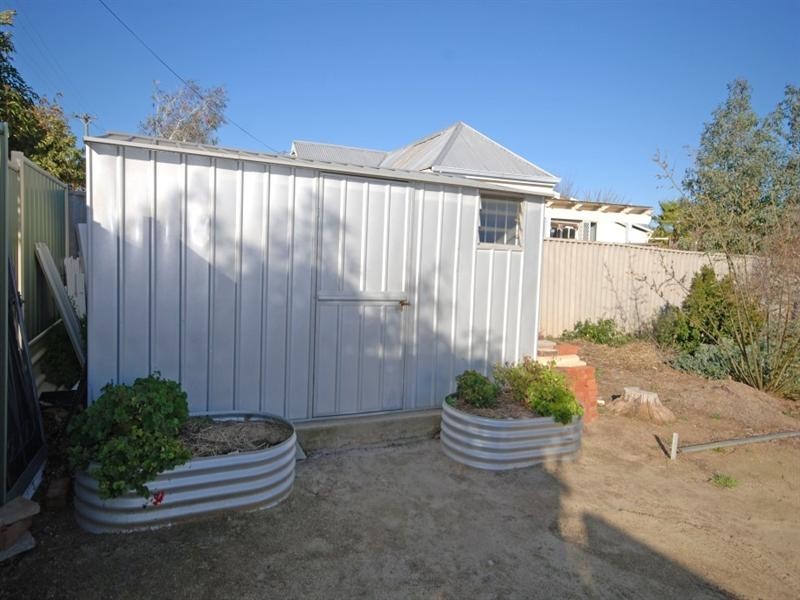 37 Garfield Street, Narrogin WA 6312