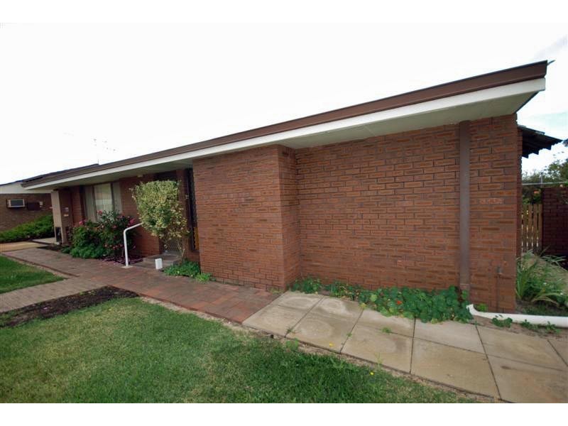 112 Narrakine Road, Narrogin WA 6312