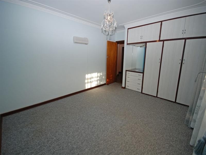 12 Johnston Street, Narrogin WA 6312