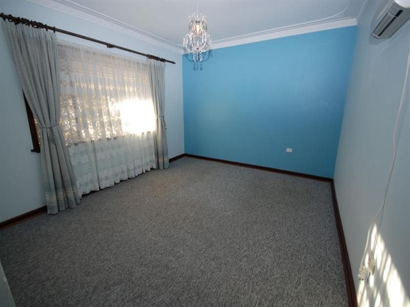 12 Johnston Street, Narrogin WA 6312