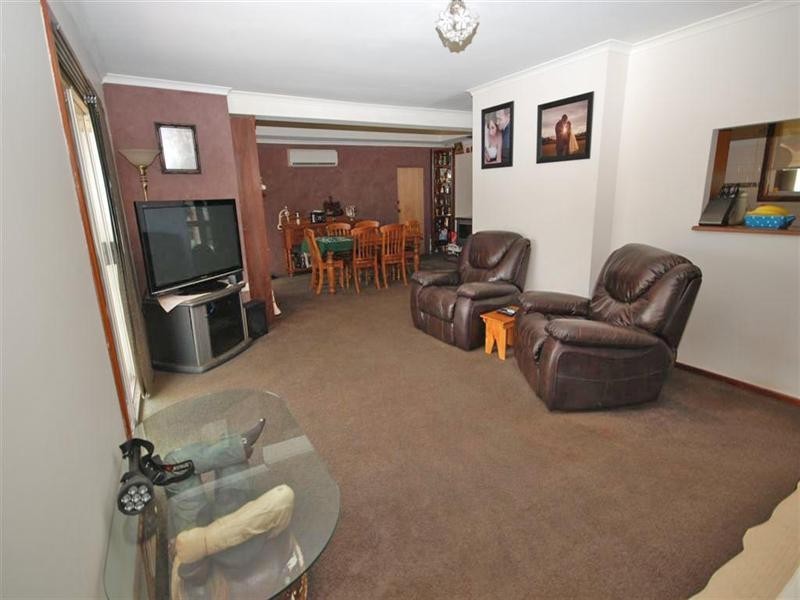 11 Florence Avenue, Narrogin WA 6312