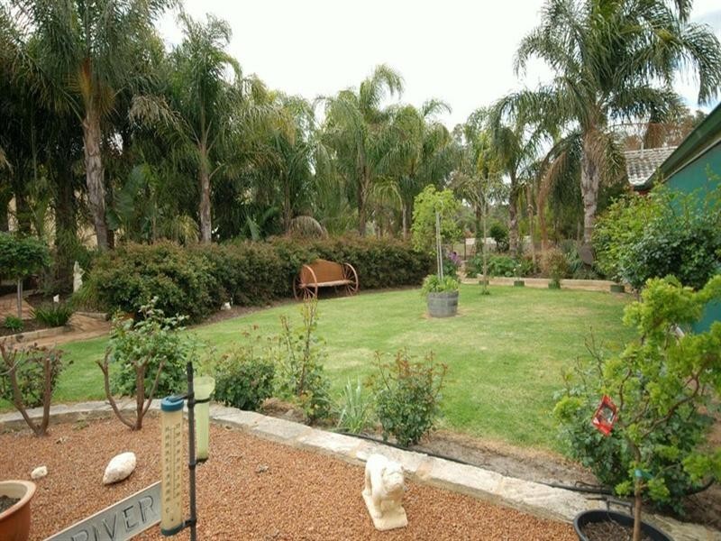 11 Florence Avenue, Narrogin WA 6312