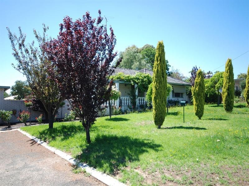 5 Sydney Hall Way, Narrogin WA 6312