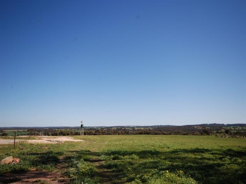 10 Yilliminning Road, Narrogin WA 6312