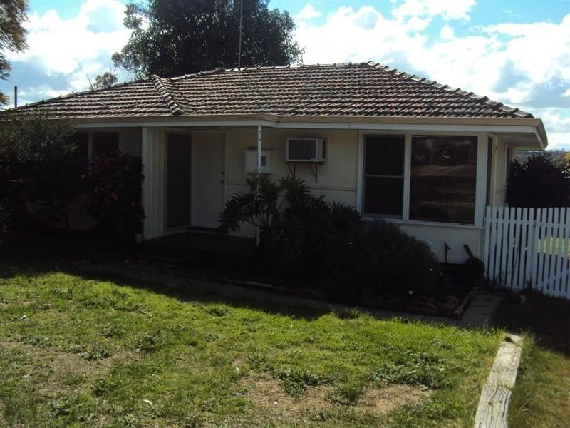52 Hough Street, Narrogin WA 6312