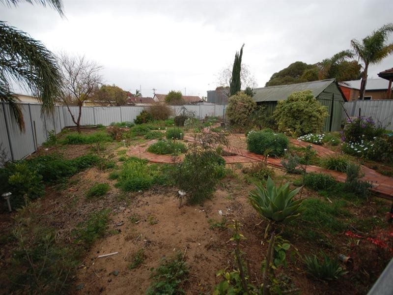 45 Grant Street, Narrogin WA 6312