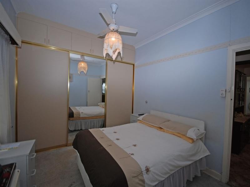 12 Burns Street, Narrogin WA 6312