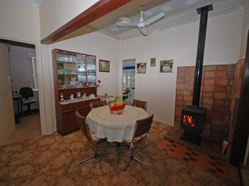 12 Burns Street, Narrogin WA 6312