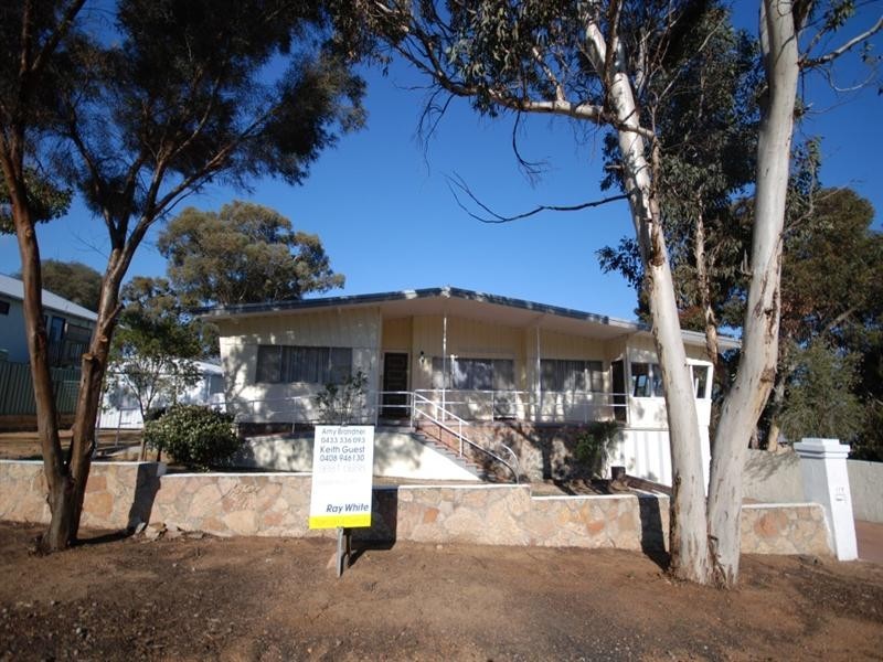 173 Narrakine Road, Narrogin WA 6312