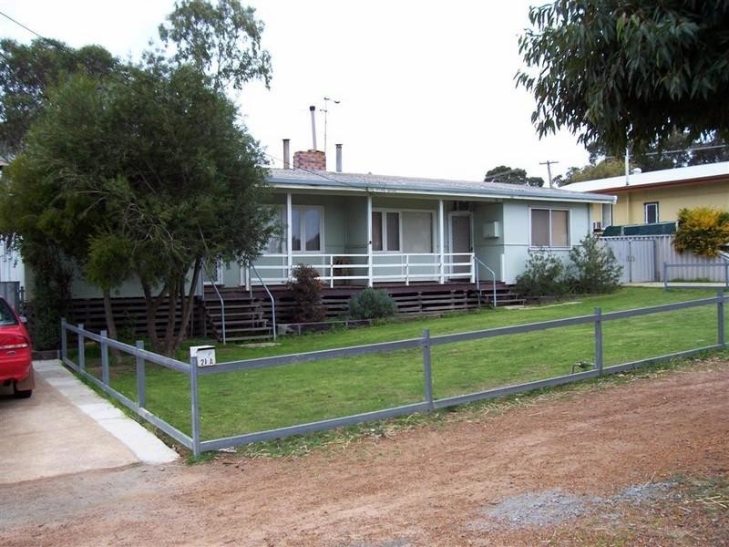 21B Lefroy Street, Narrogin WA 6312