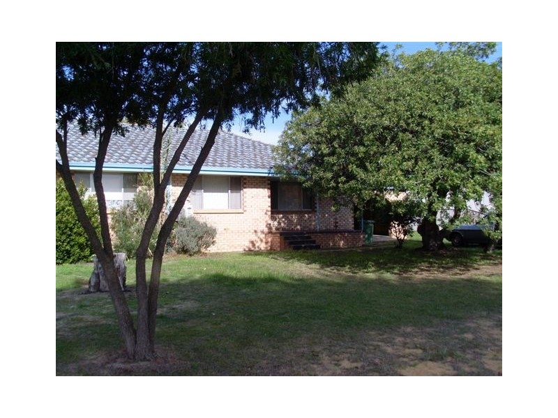 5 Dellar Street, Narrogin WA 6312