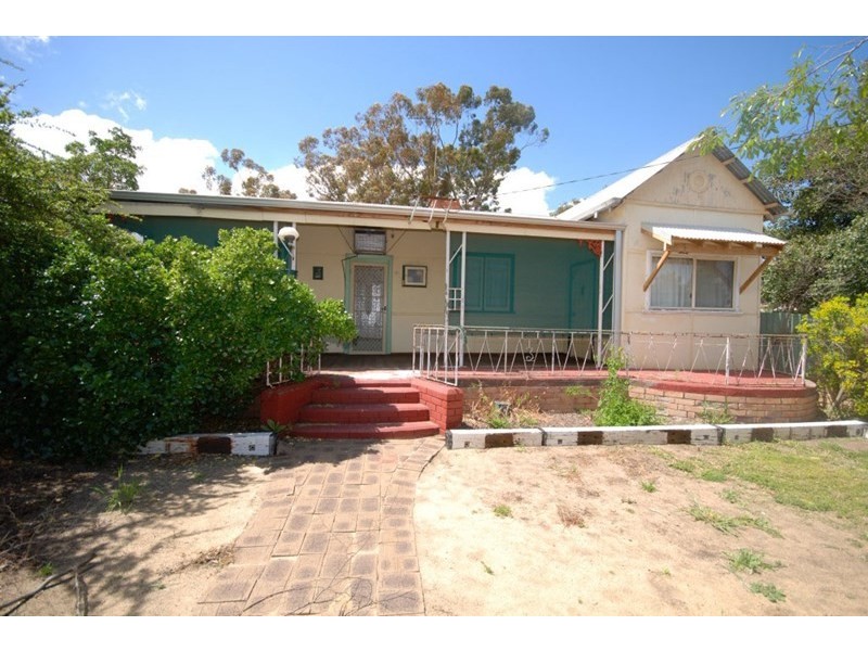 3 Hale Street, Narrogin WA 6312