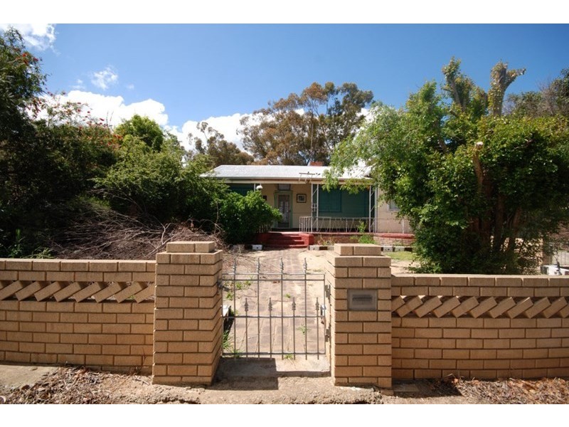 3 Hale Street, Narrogin WA 6312