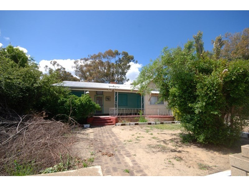 3 Hale Street, Narrogin WA 6312