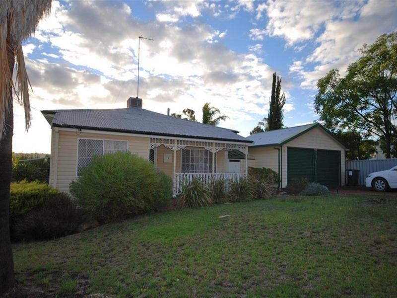 34 Butler Street, Narrogin WA 6312