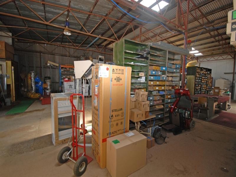 24-26 Fairway Street, Narrogin WA 6312