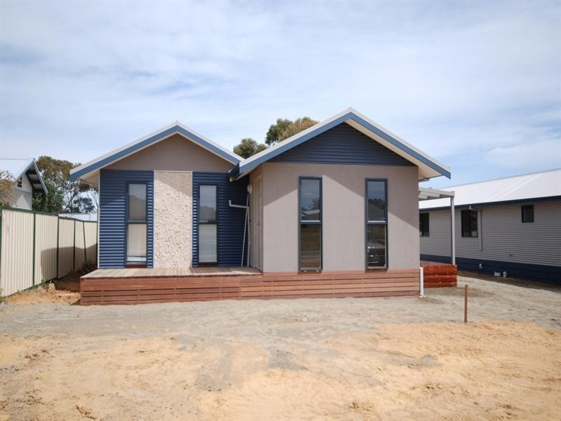 17D Fox Street, Narrogin WA 6312