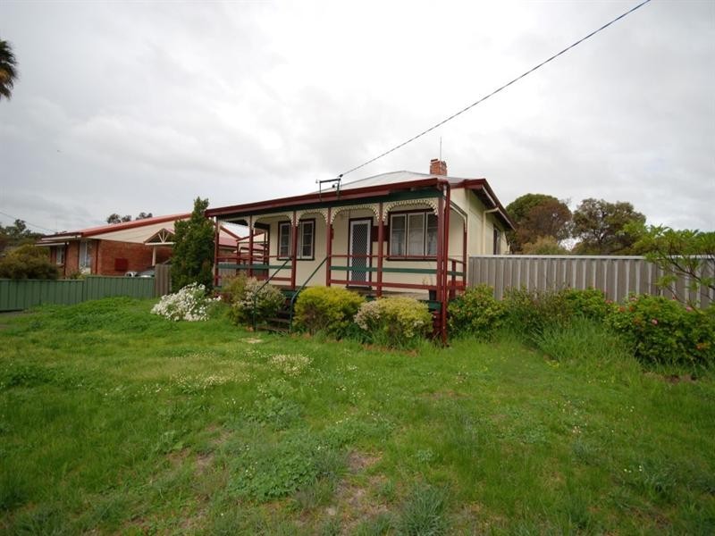 113 Ensign Street, Narrogin WA 6312