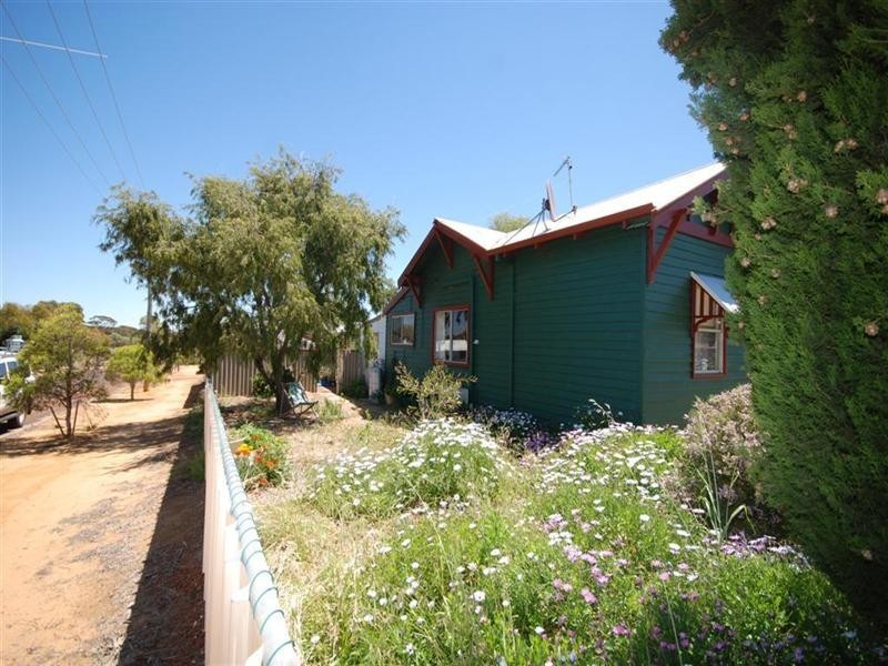 50 Goyder Street, Corrigin WA 6375
